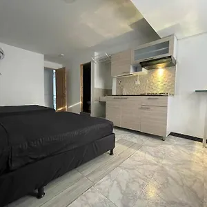Apartamento Apto Con Ubicacion Estrategica, Medellín